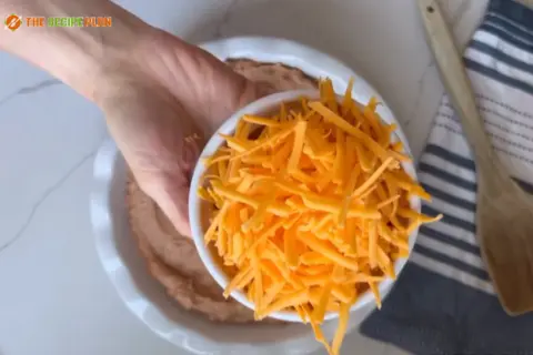 Taco-Bell-Pintos-and-Cheese-Recipe-Step-6