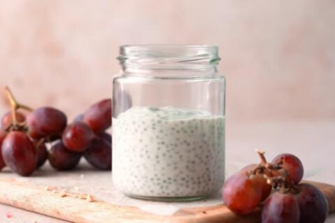 Chia seed and Greek yogurt pudding Recipe